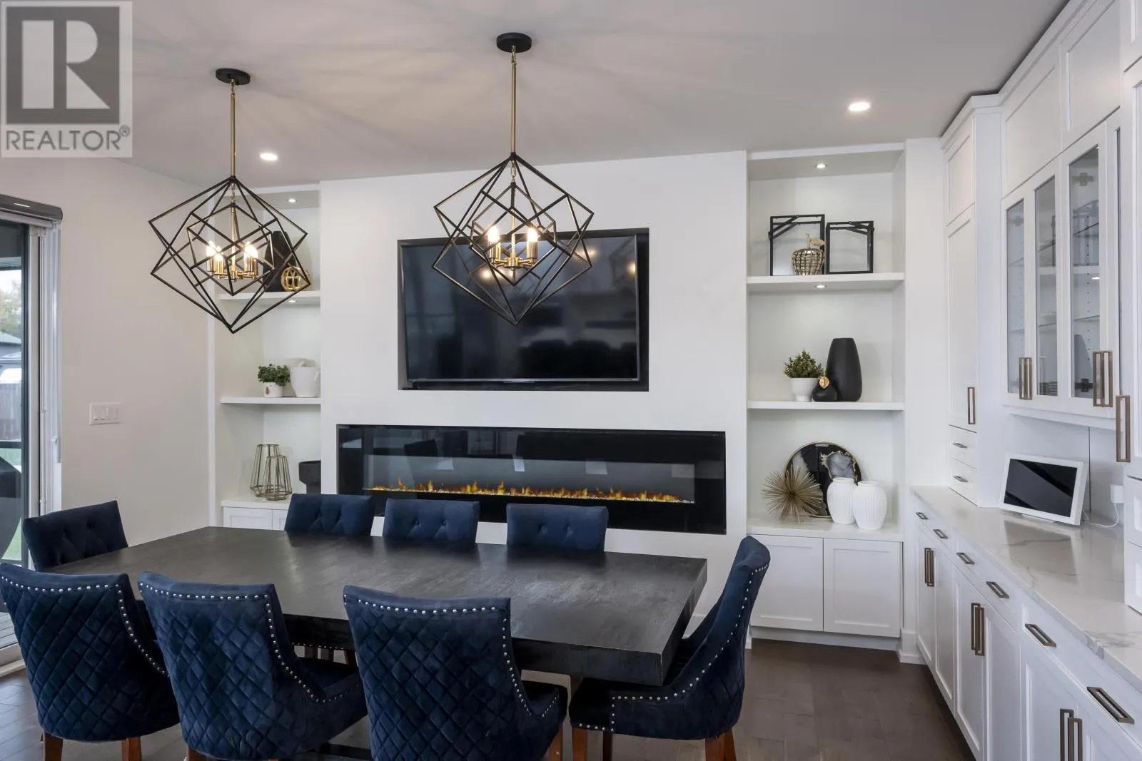 114 Dogwood CRES