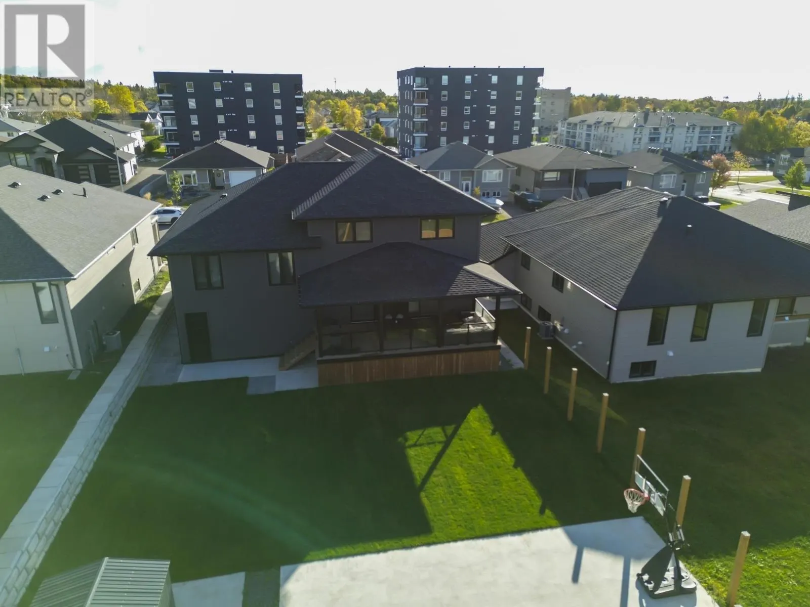 114 Dogwood CRES
