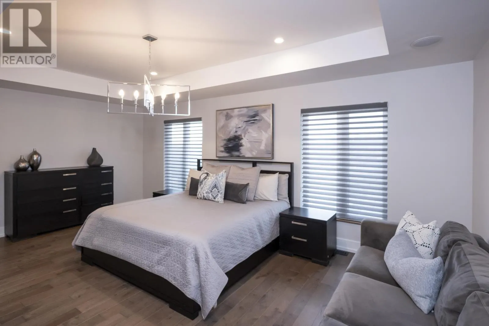 114 Dogwood CRES