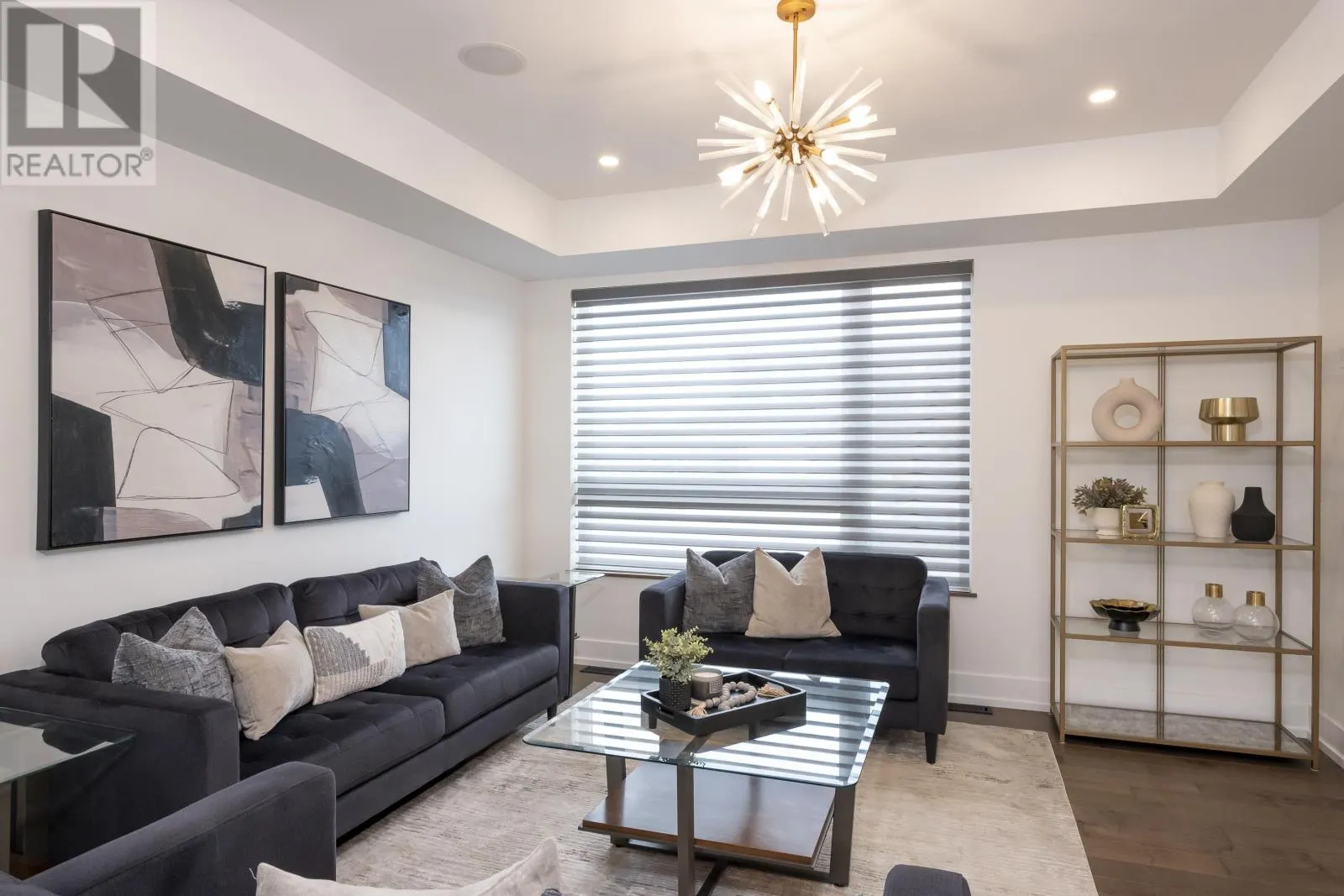 114 Dogwood CRES
