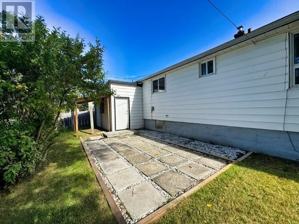 4 Croy Court