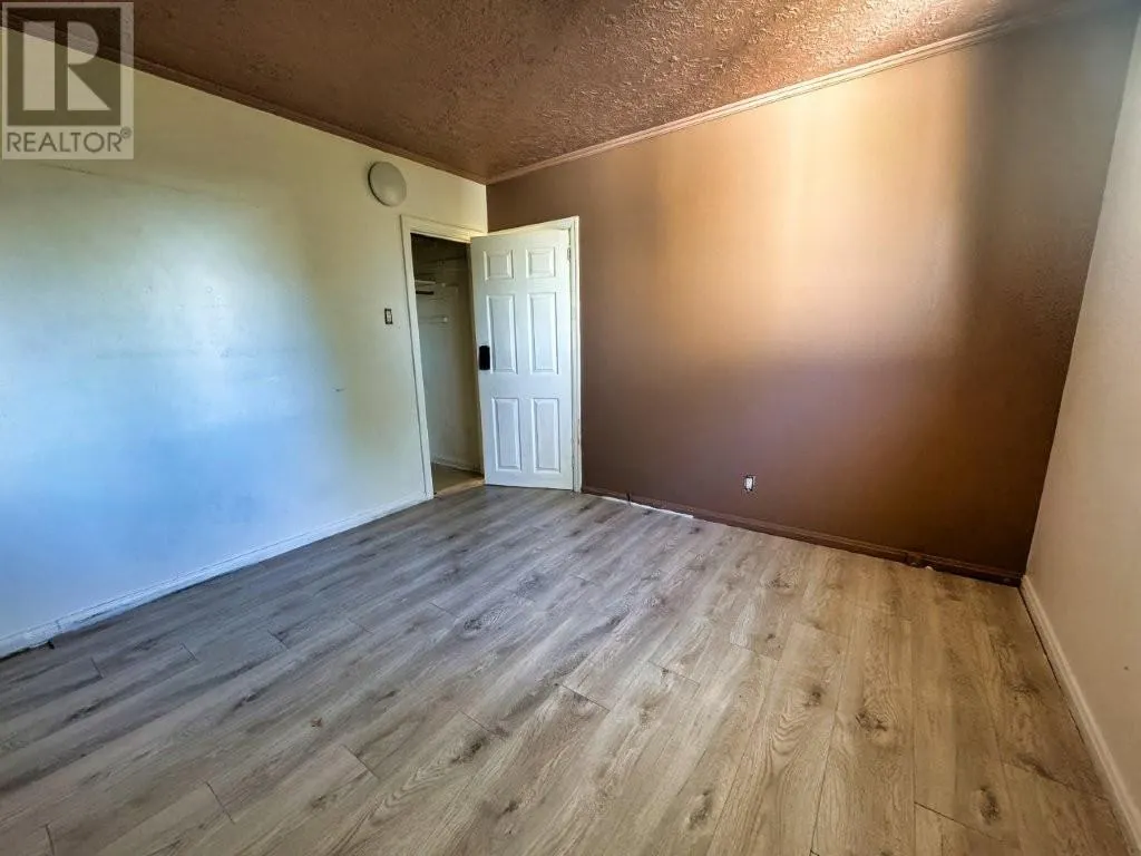 4 Croy Court