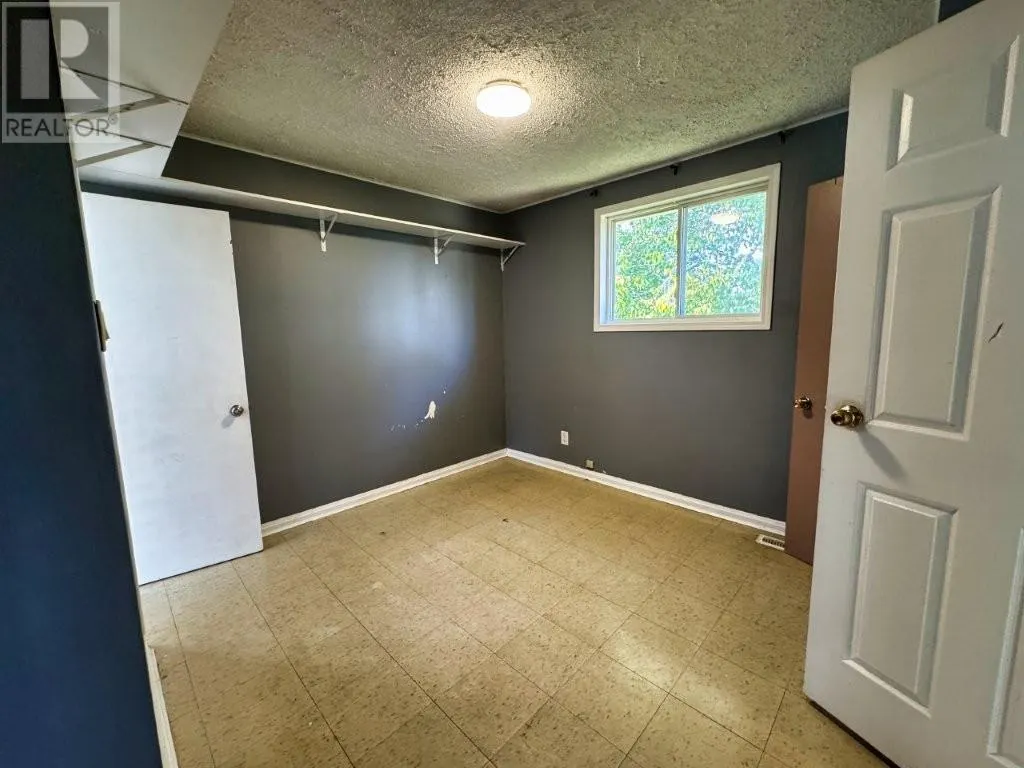4 Croy Court