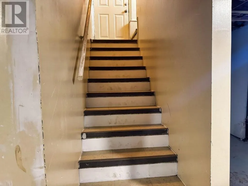 4 Croy Court