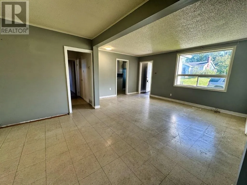 4 Croy Court