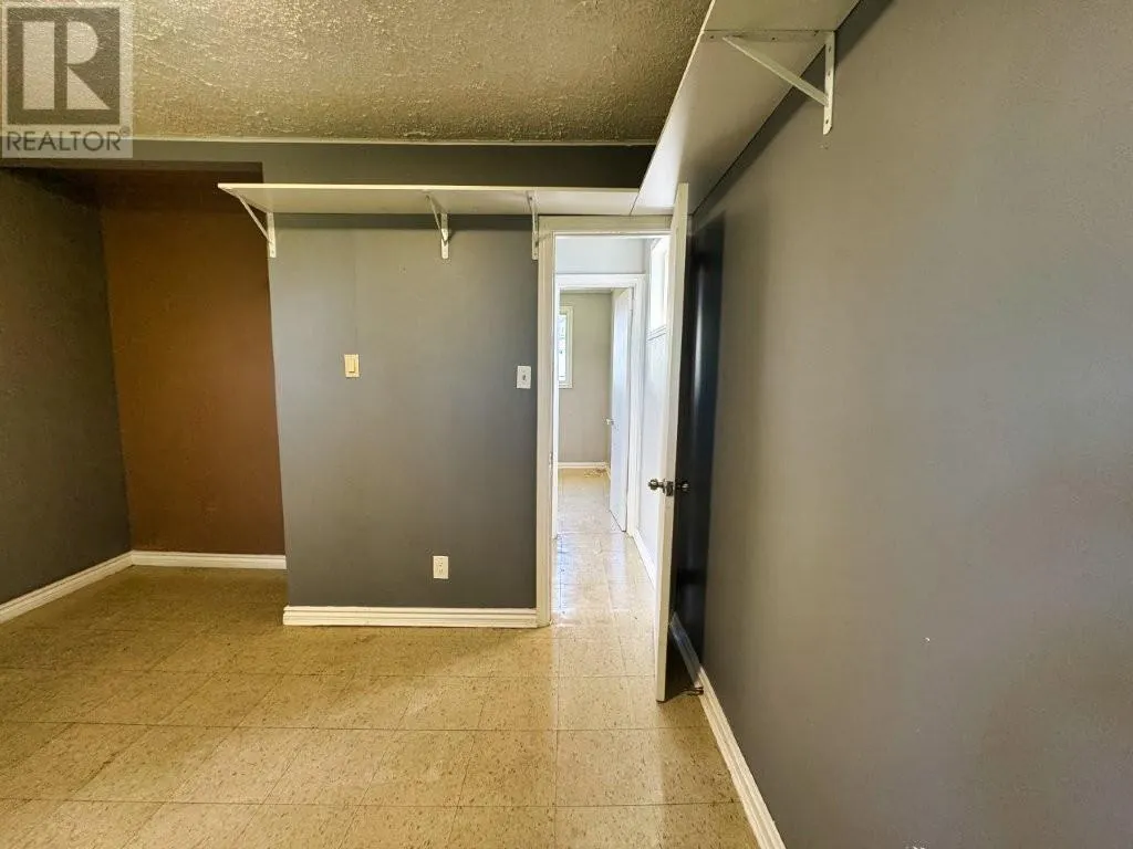 4 Croy Court