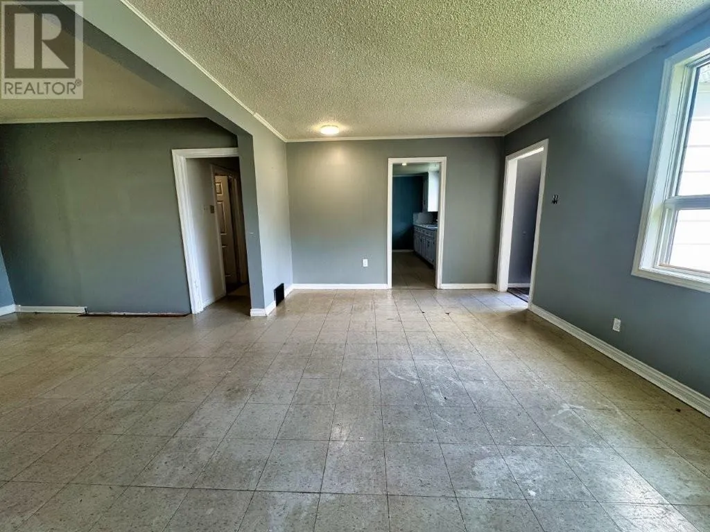 4 Croy Court