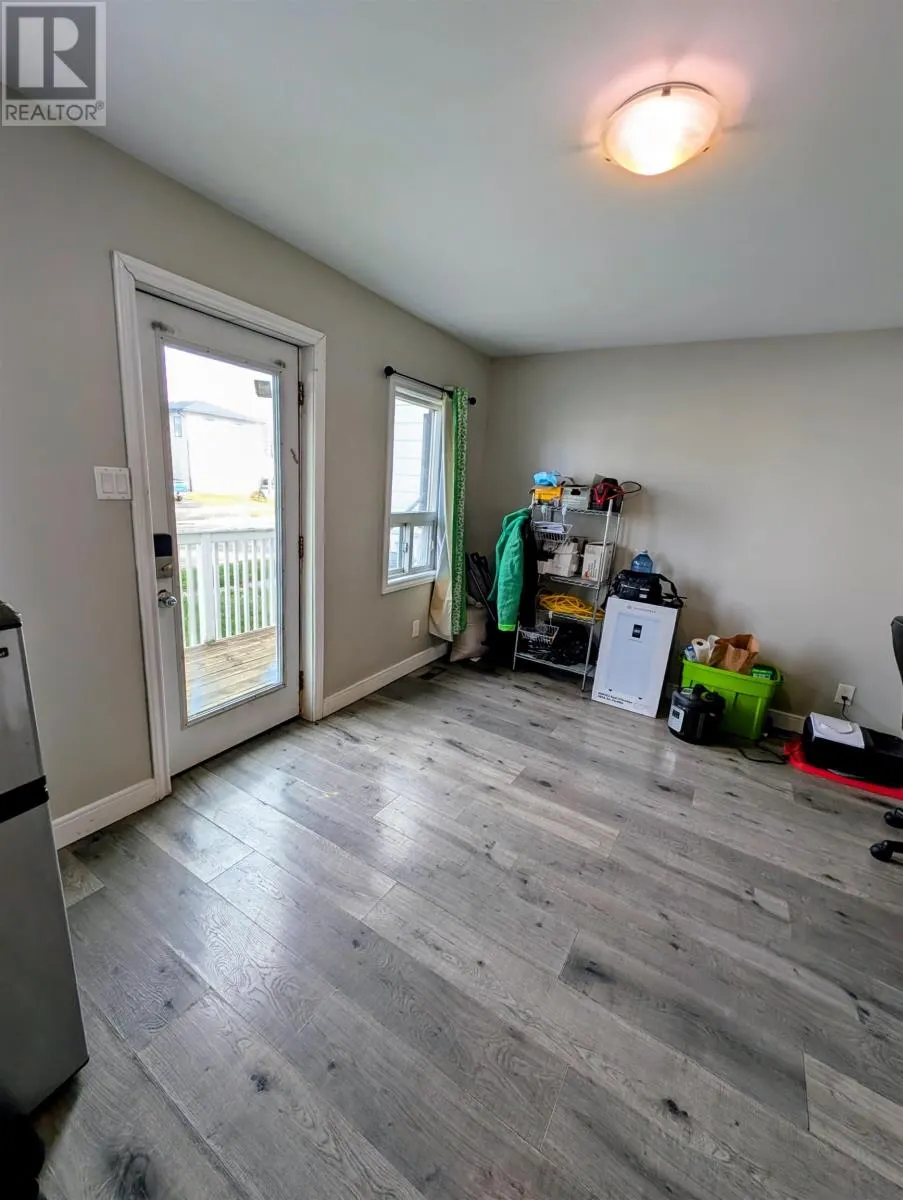 1108 Frederica ST W