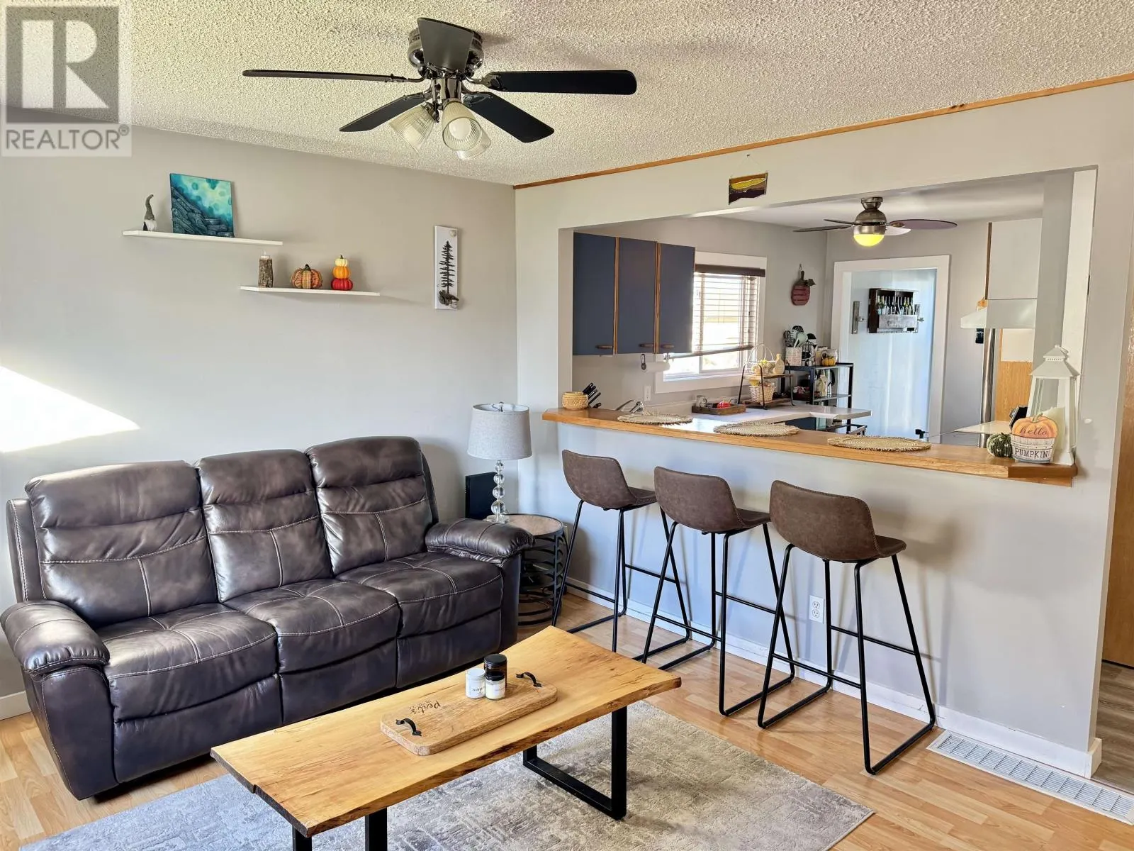 333 Amelia ST E
