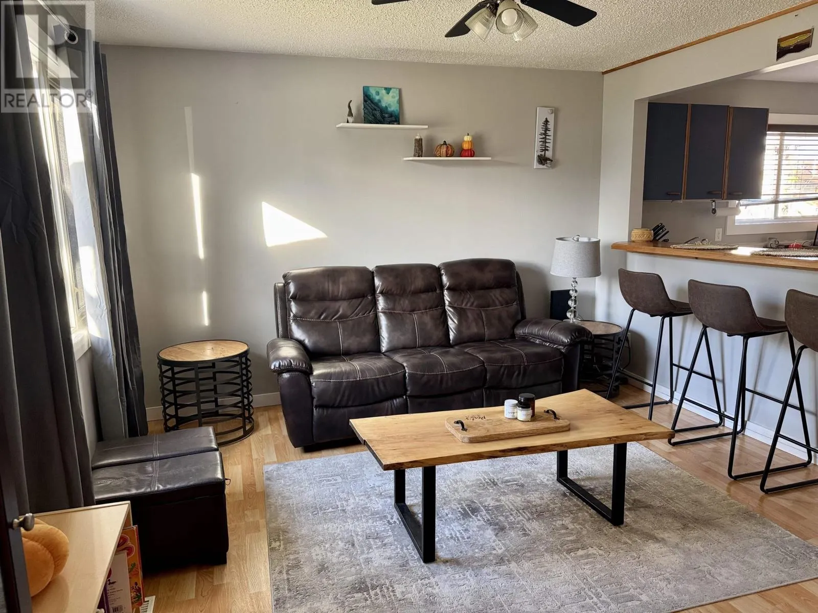 333 Amelia ST E