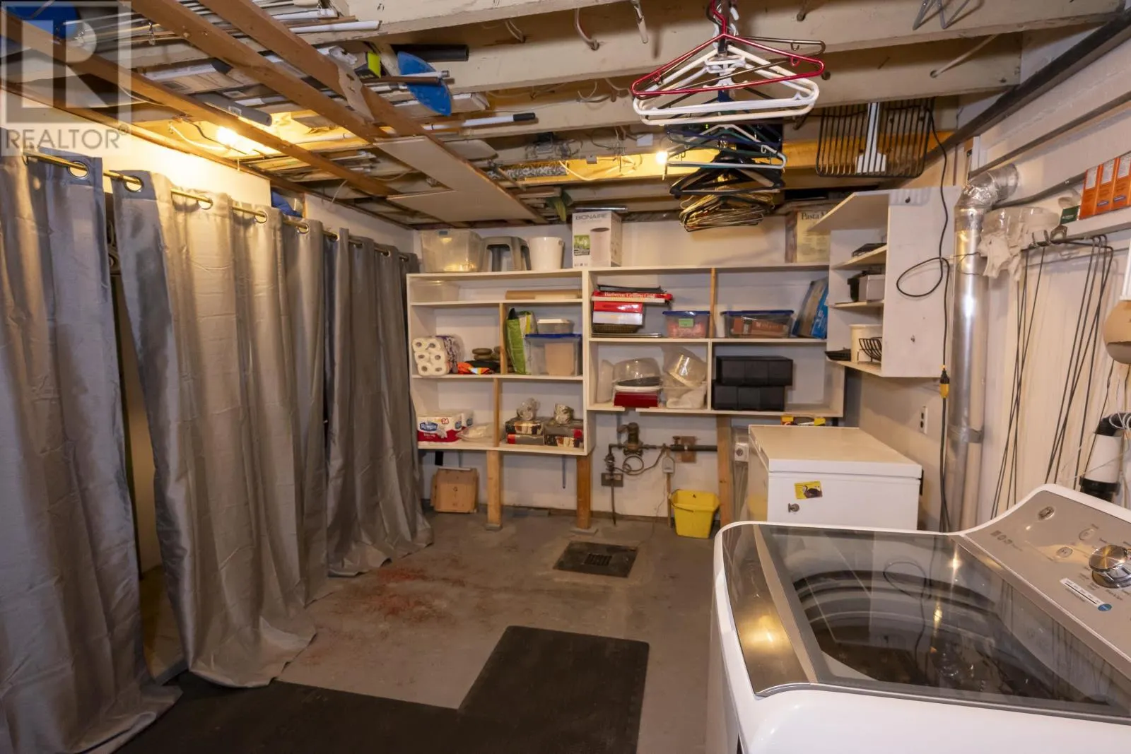 29 Emmerson AVE