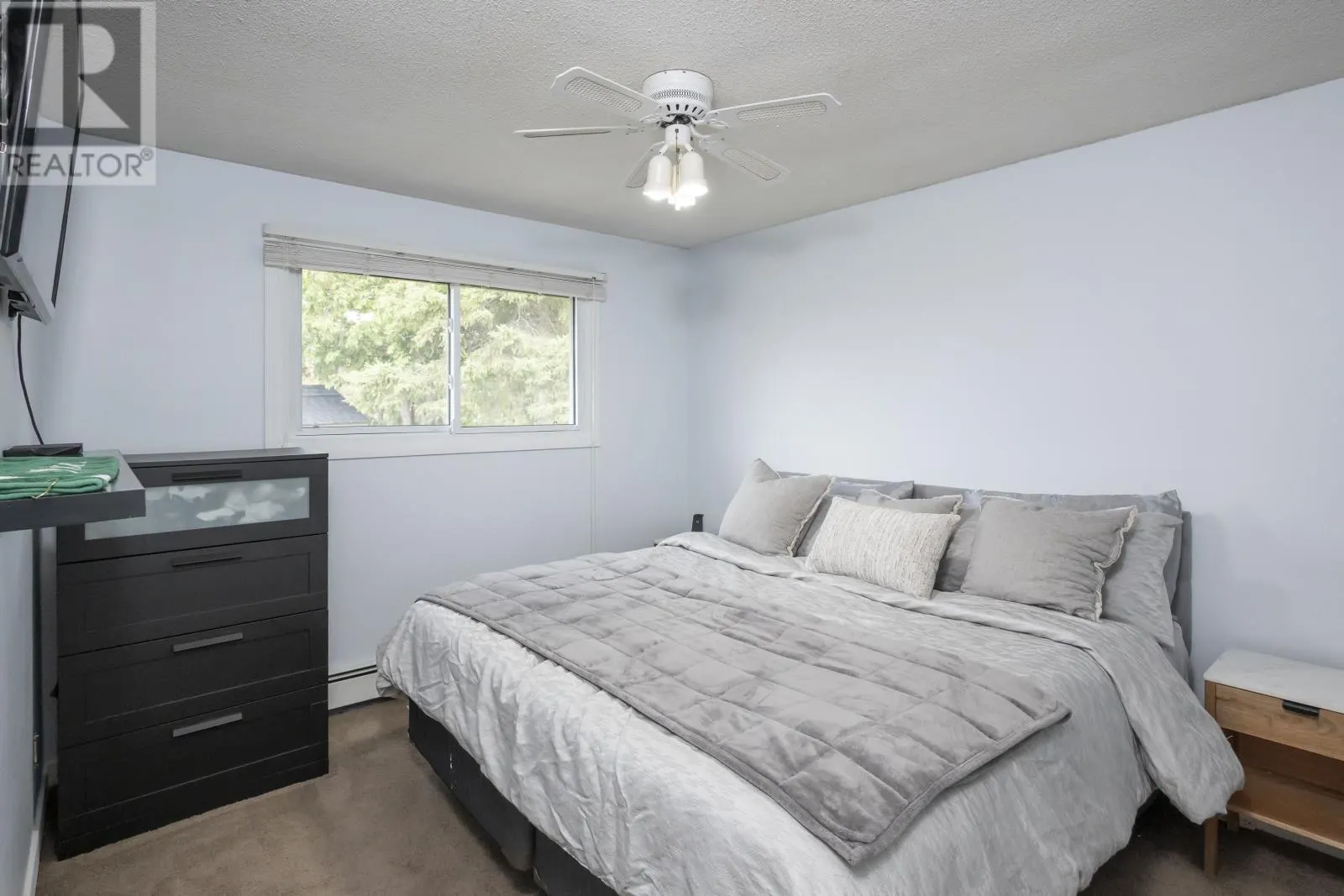 204 Cox Cres.