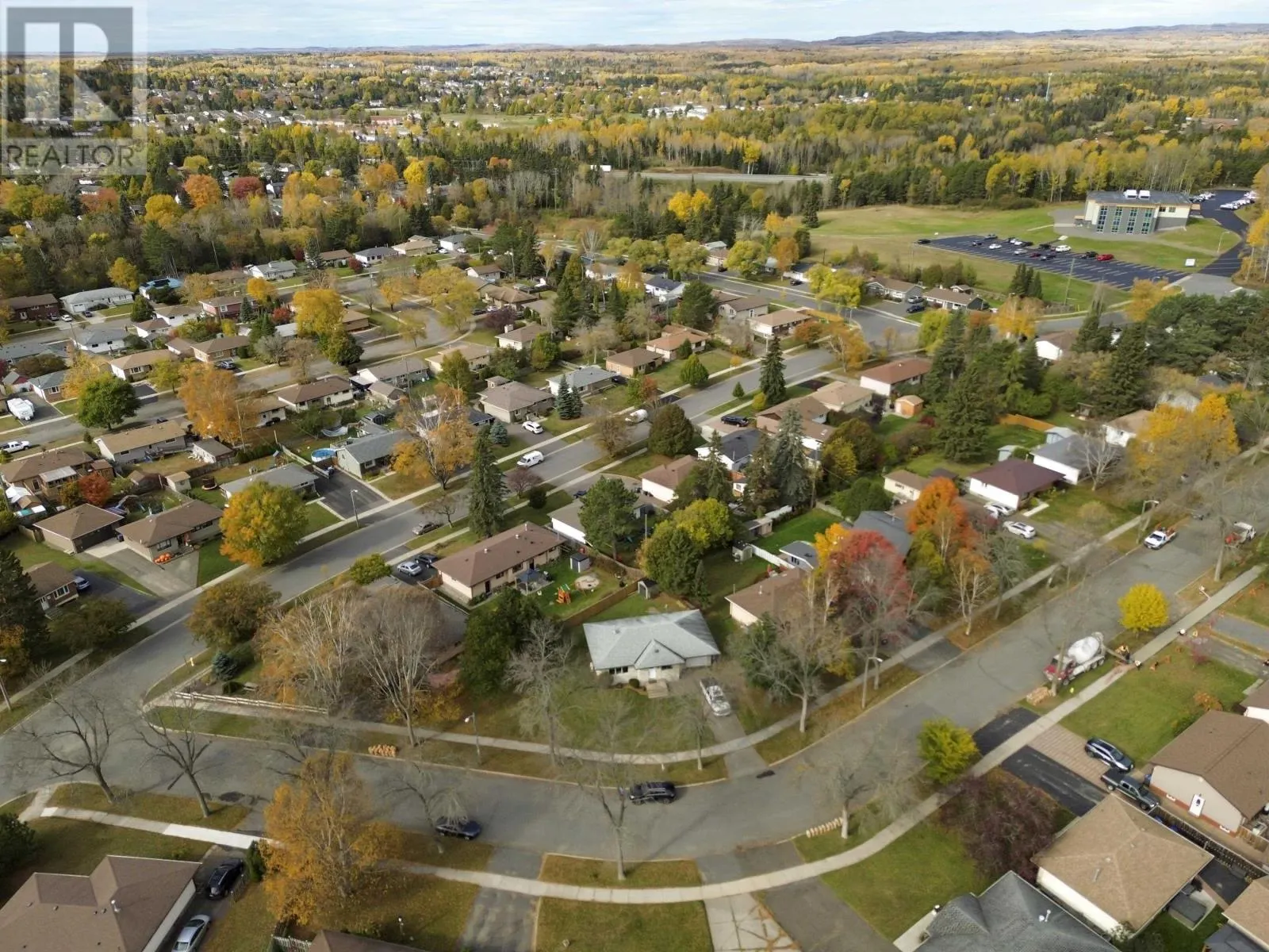 204 Cox Cres.