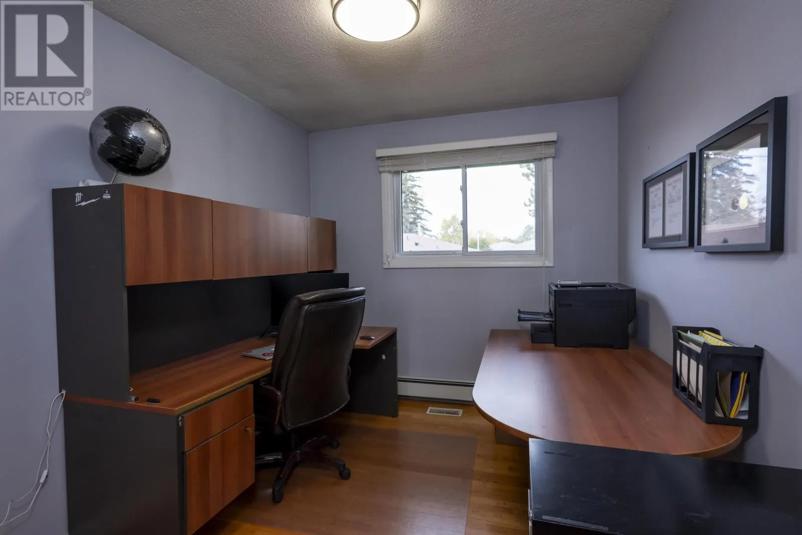 204 Cox Cres.