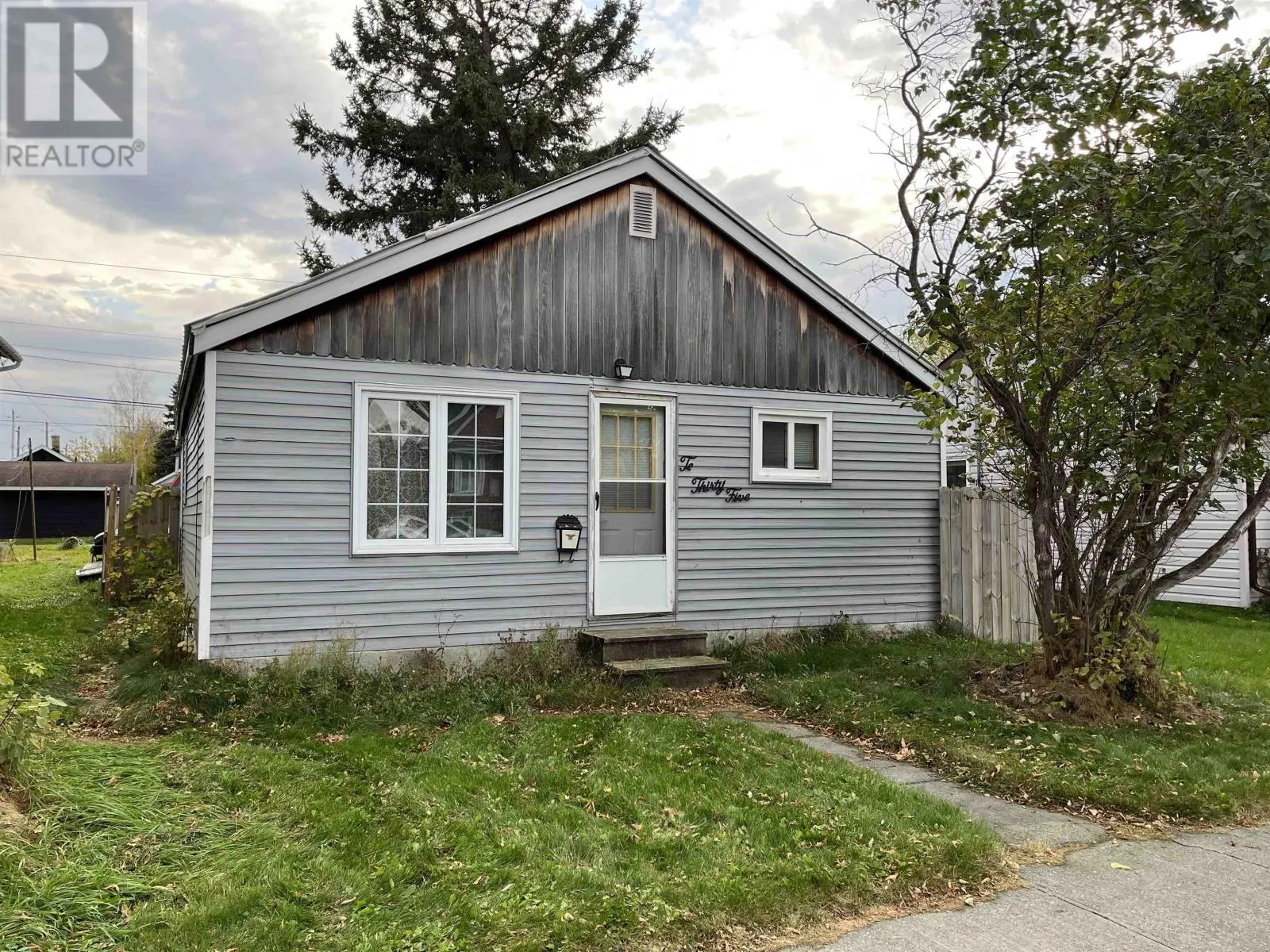 1035 Third St. E