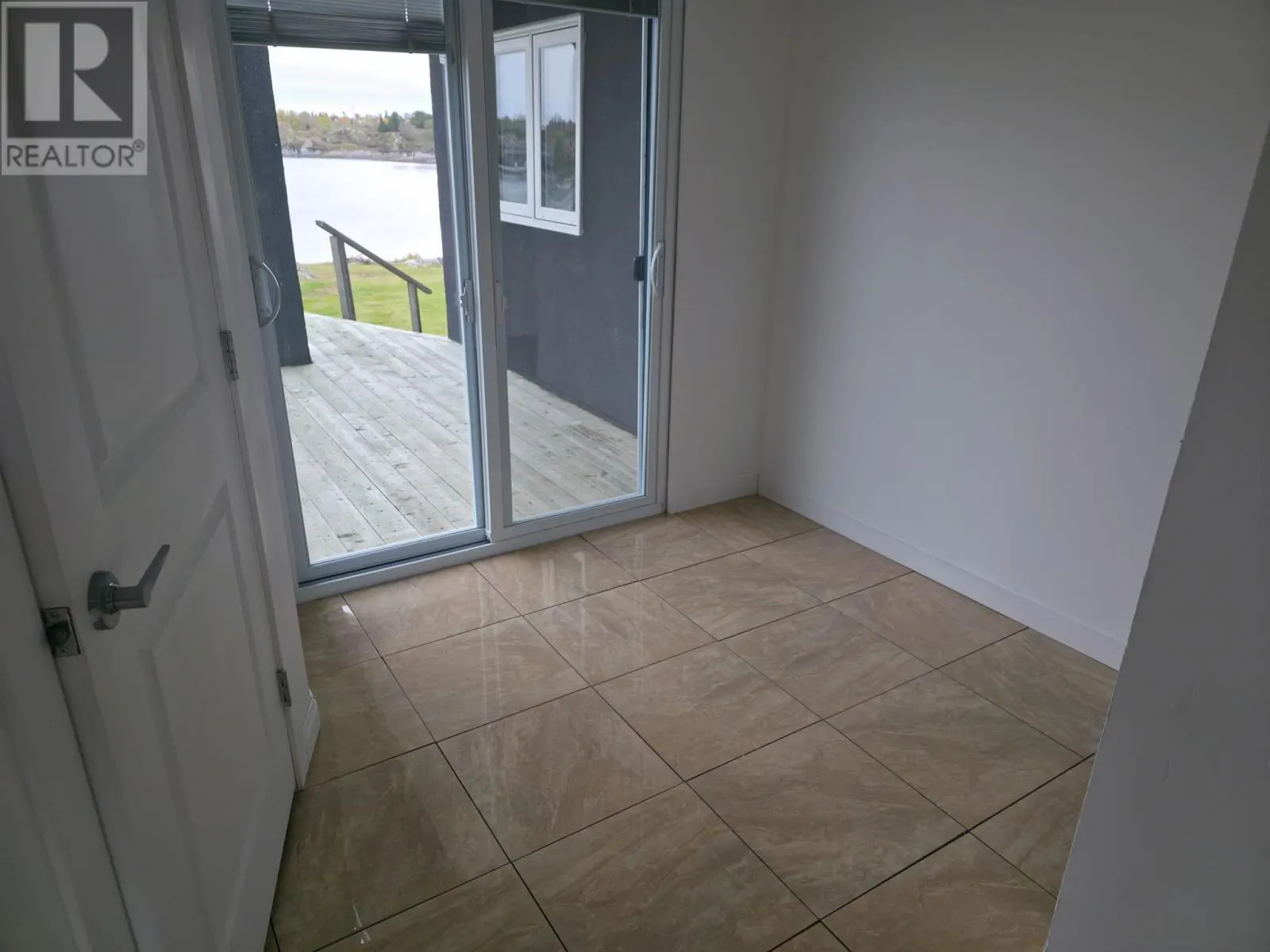273 Darlington Bay RD