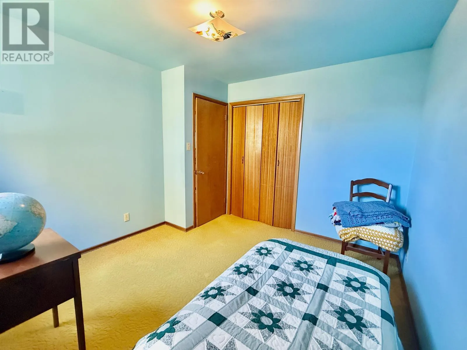 435 Frankwood AVE