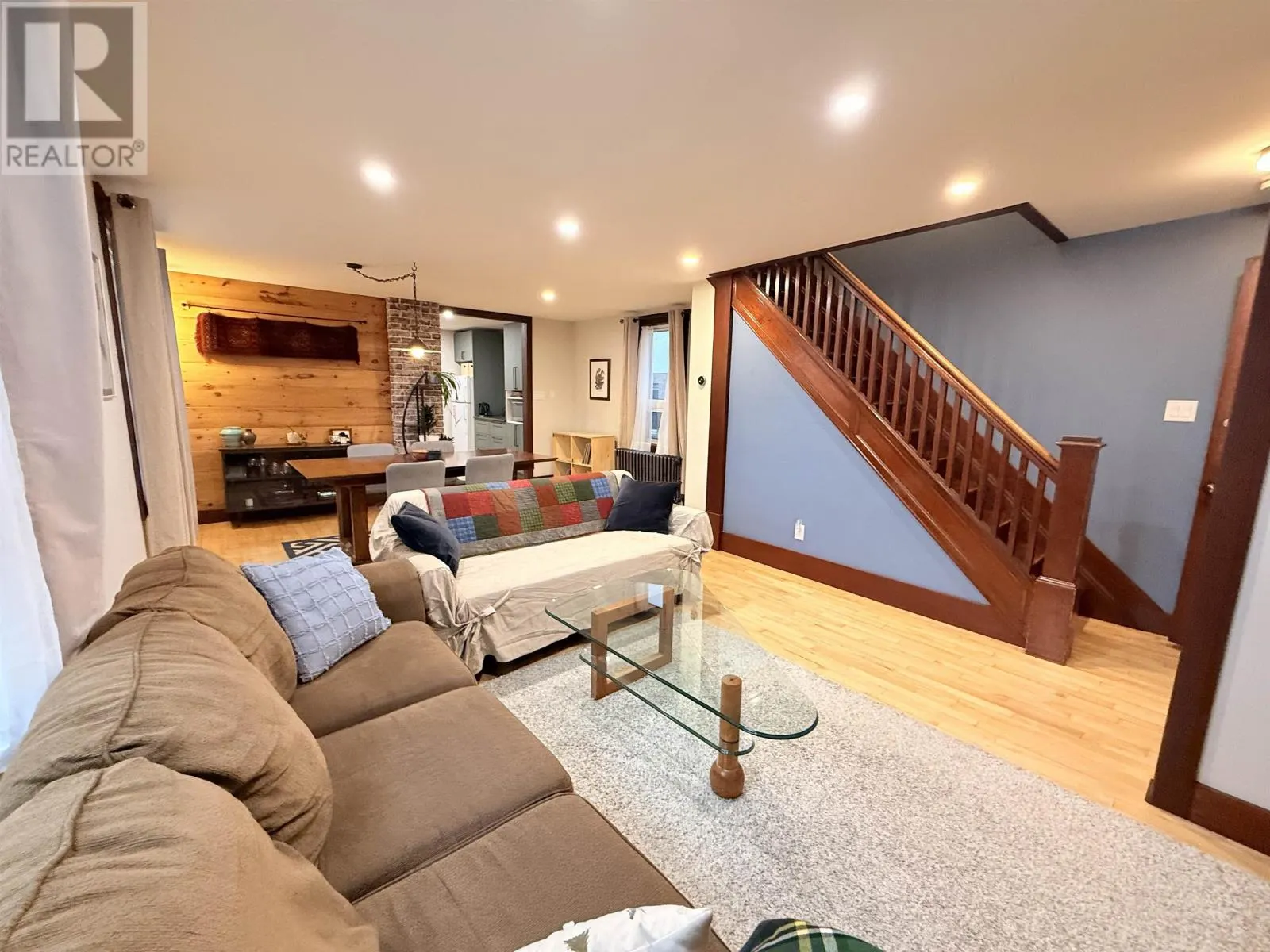 339 Ambrose ST