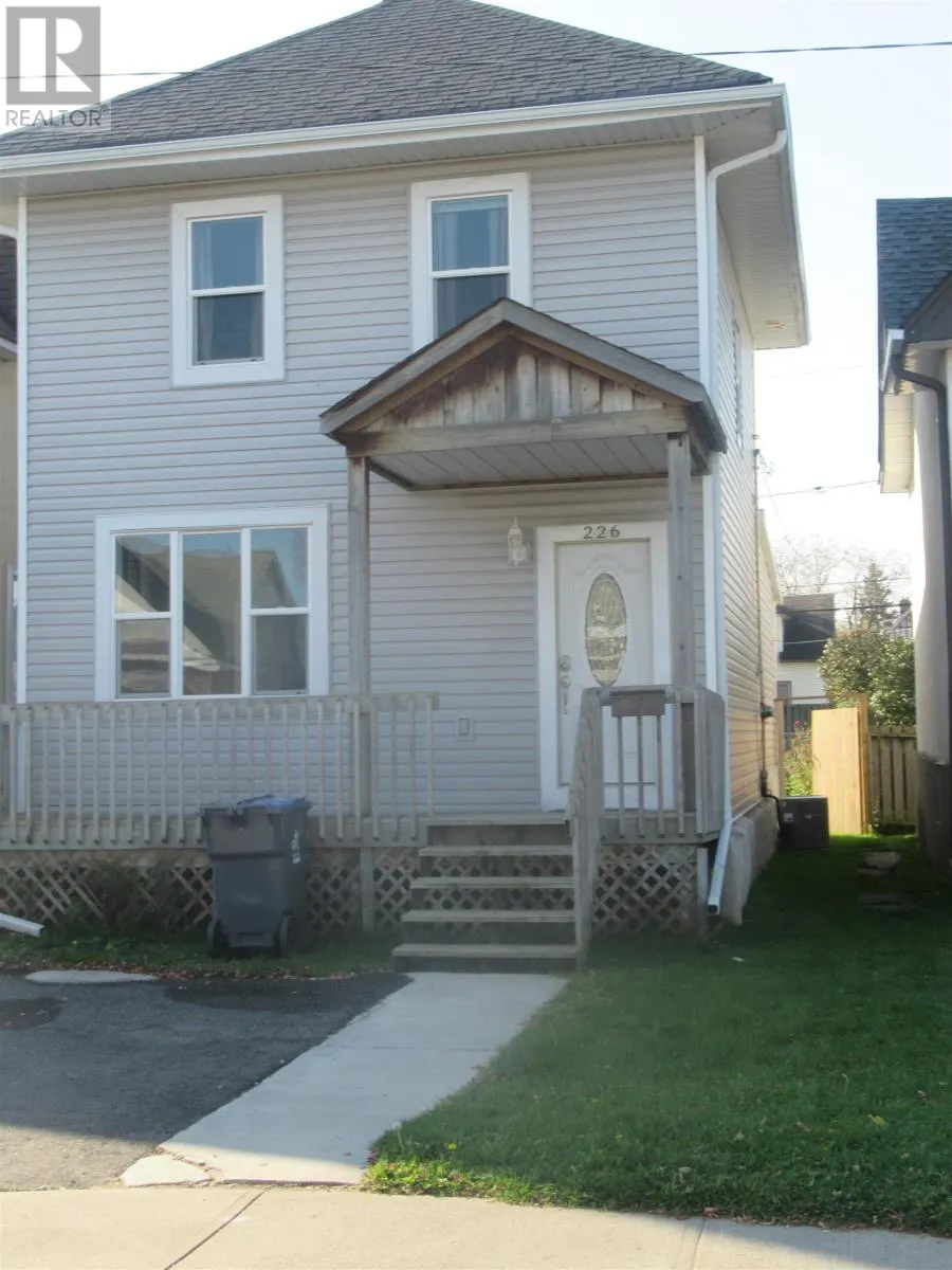 226 Pruden ST