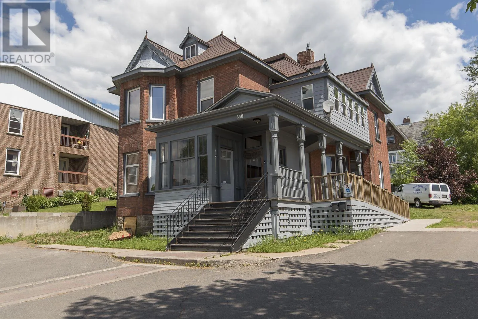 338 Red River RD