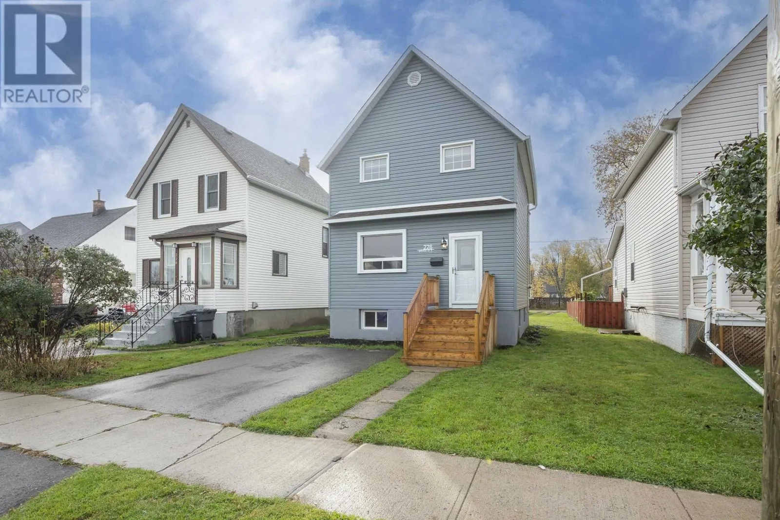 226 Brock ST E