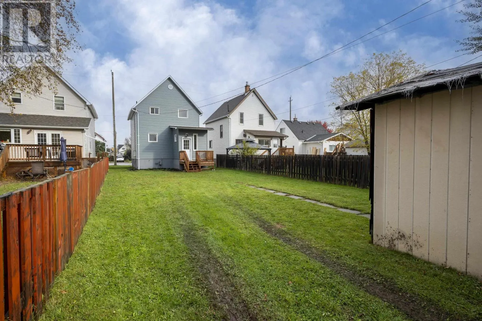 226 Brock ST E