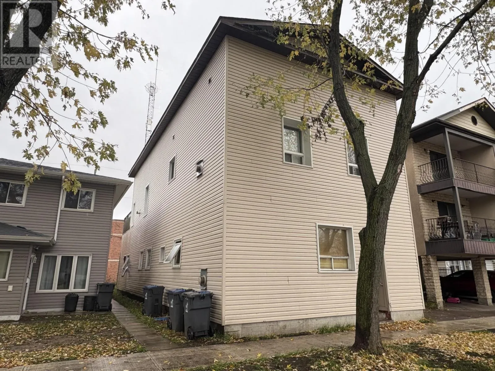 216 Leith