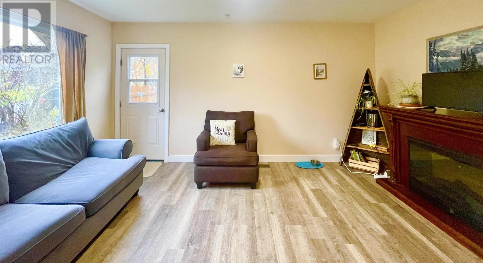 109 Morison AVE