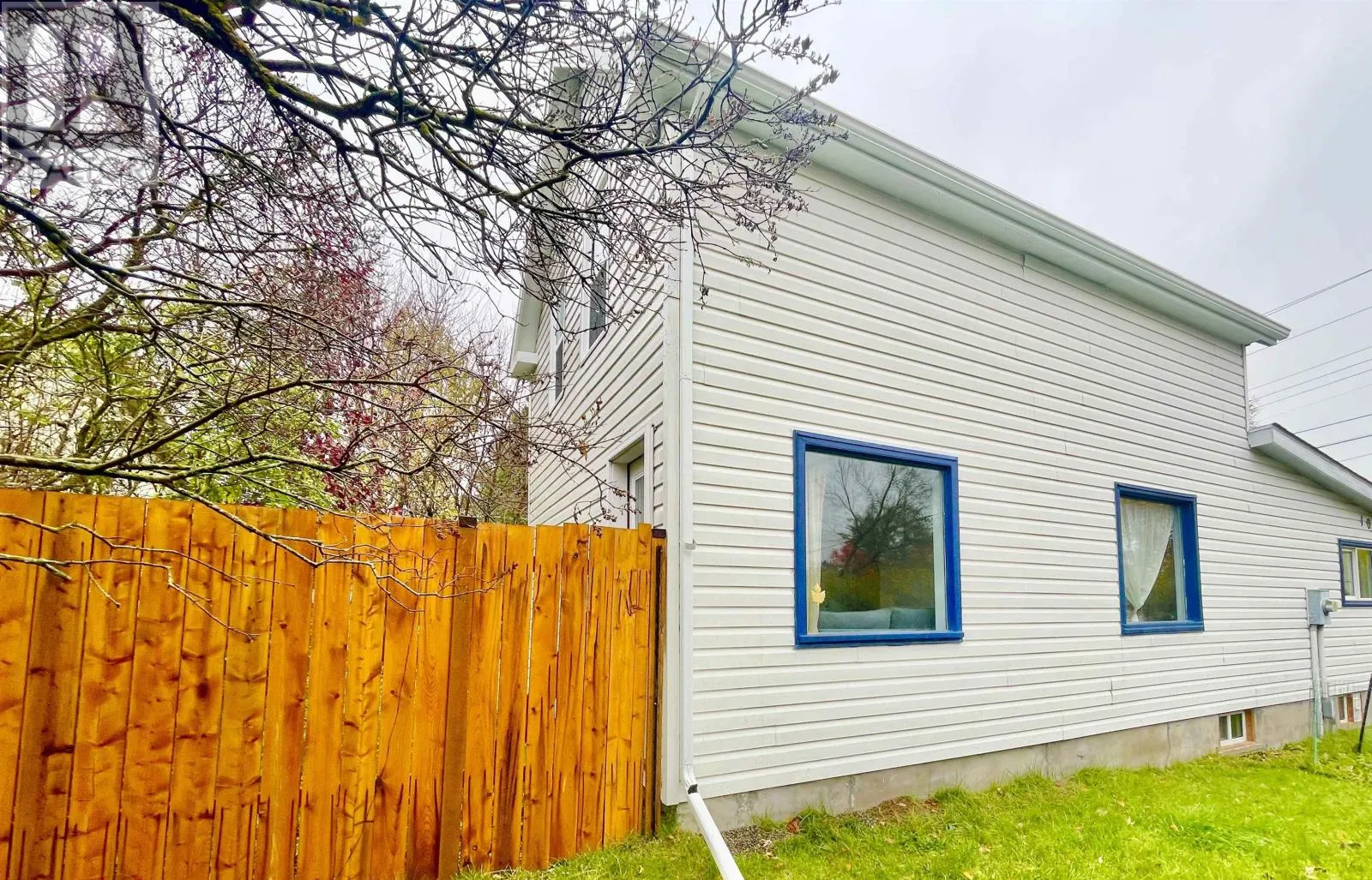 109 Morison AVE