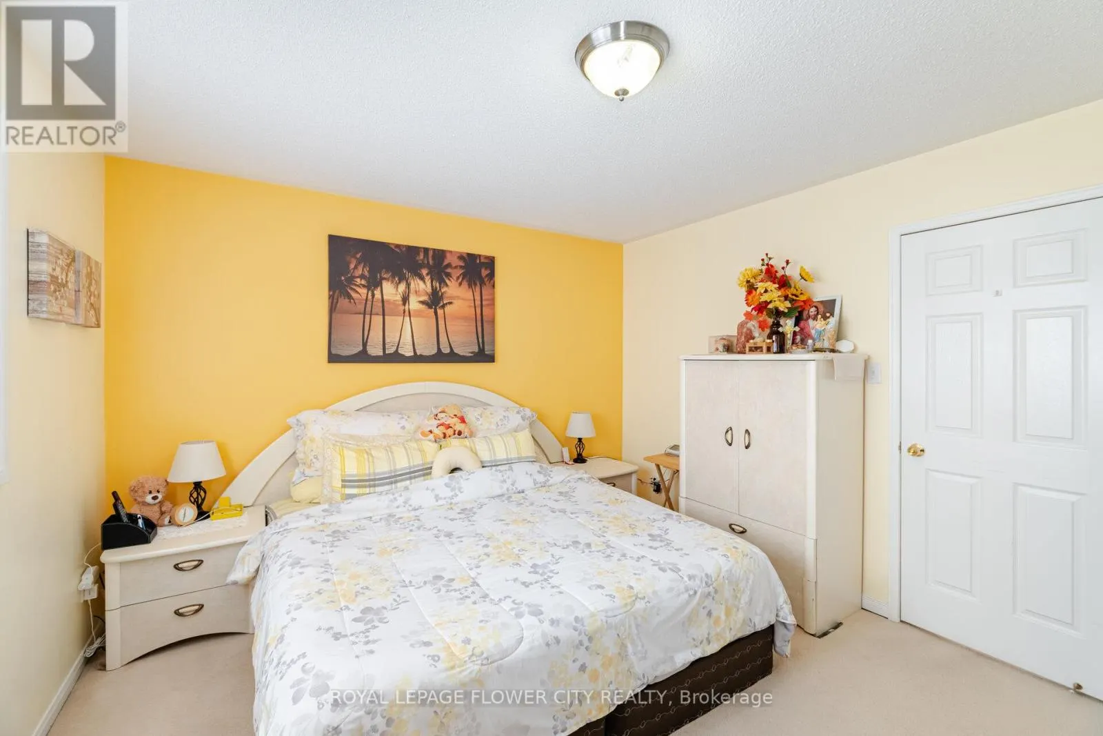 3040 BENTLEY DRIVE