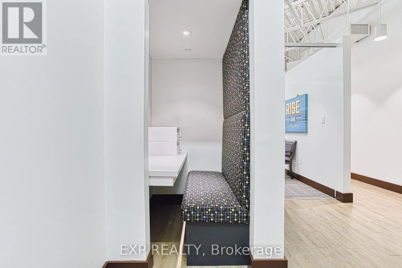 105 - 980 FRASER DRIVE