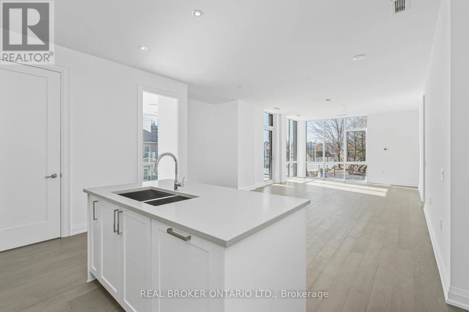 209 - 42 MILL STREET
