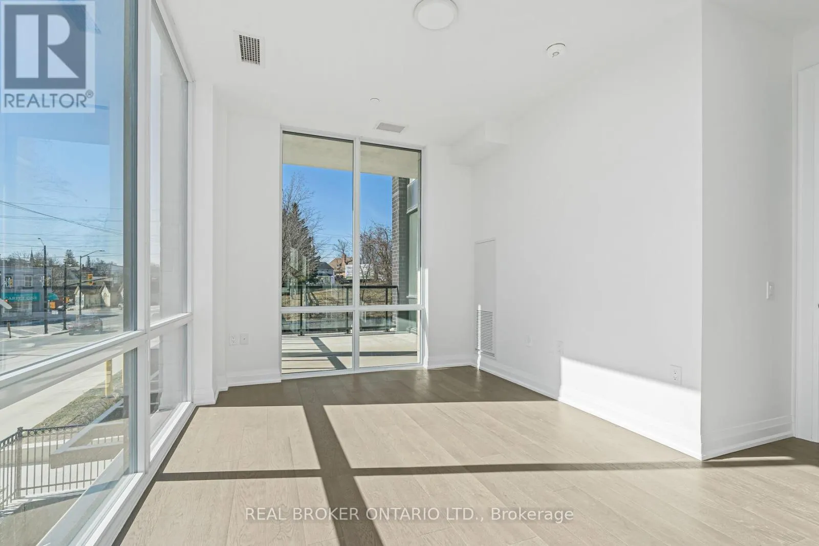 209 - 42 MILL STREET