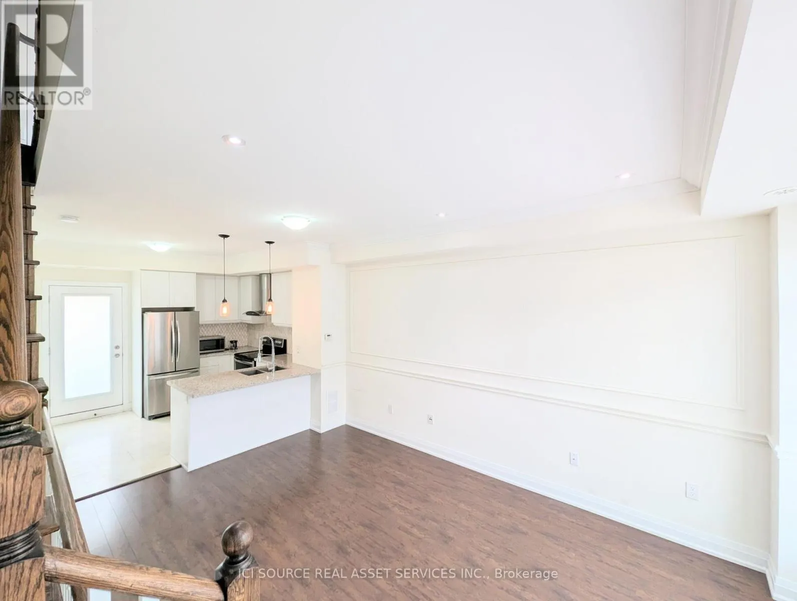 16 - 3077 CAWTHRA ROAD
