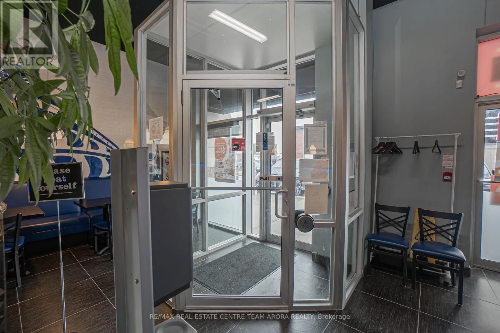 3600 DUNDAS STREET