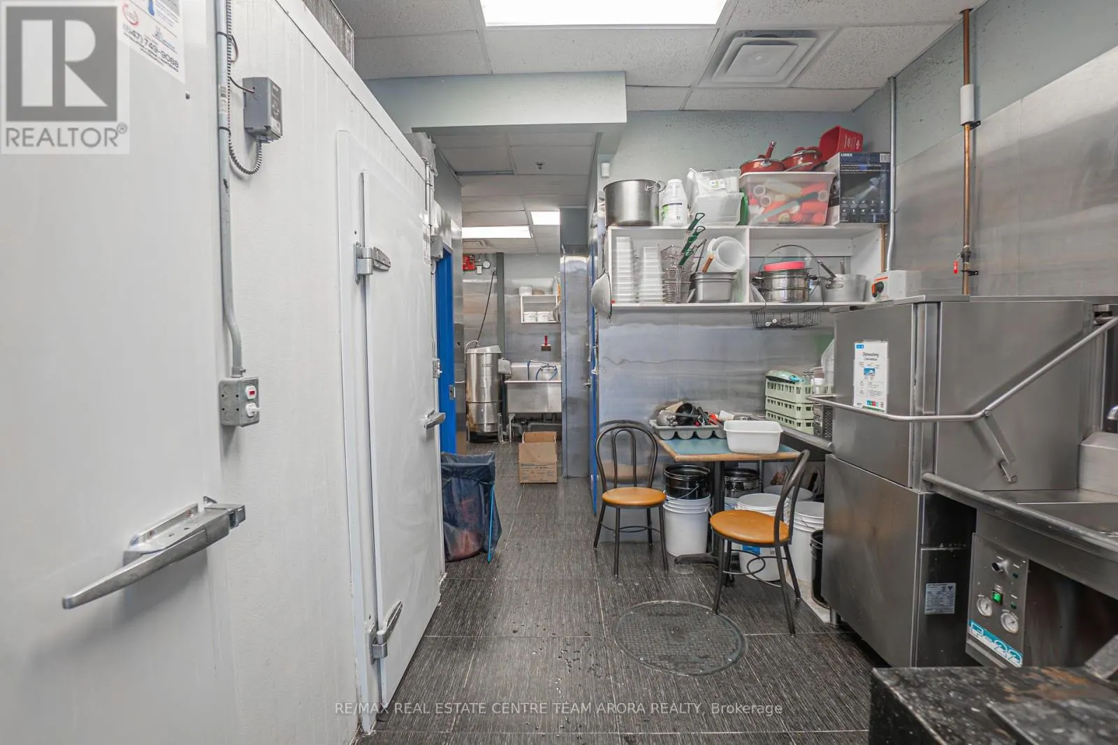 3600 DUNDAS STREET
