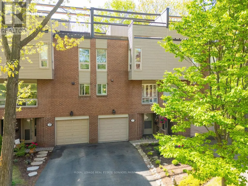 27 - 1250 MARLBOROUGH COURT
