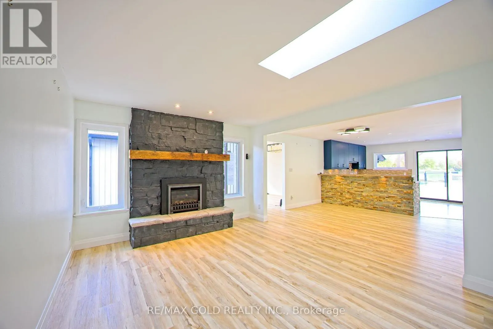 14399 KENNEDY ROAD