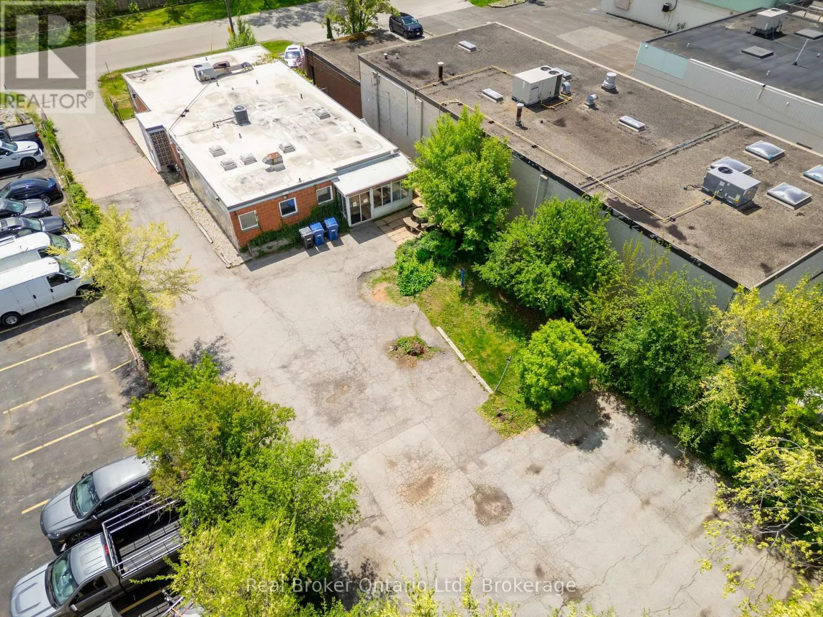 475 ENFIELD ROAD