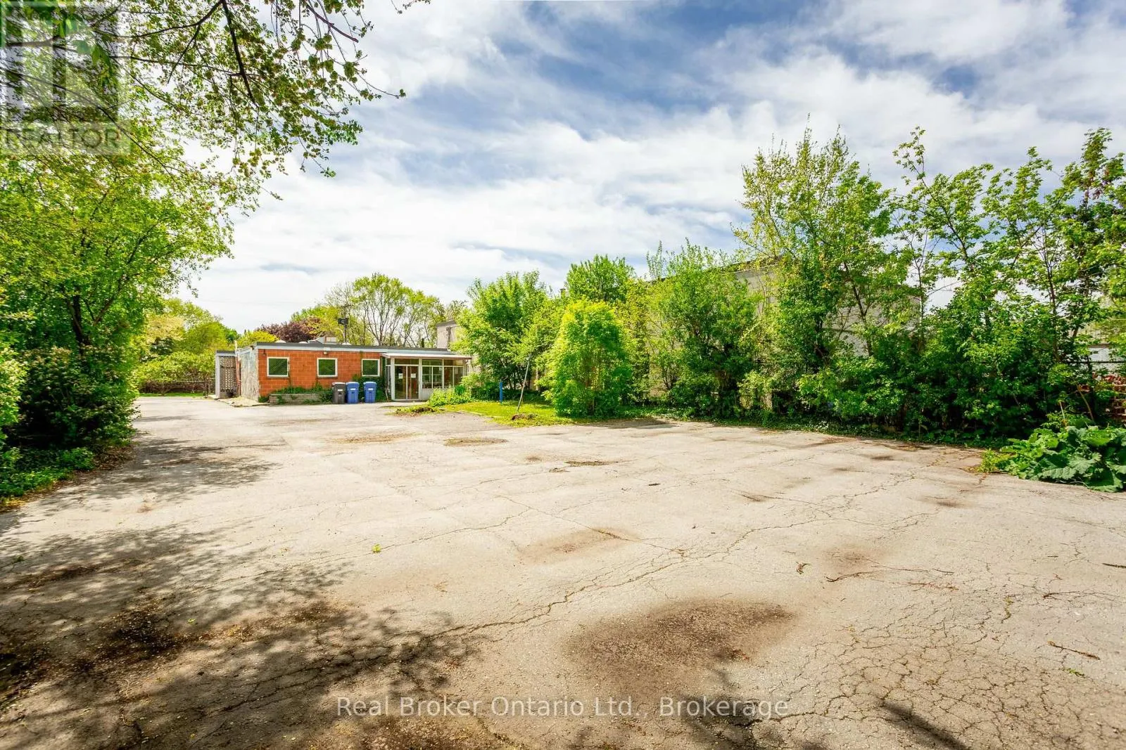 475 ENFIELD ROAD
