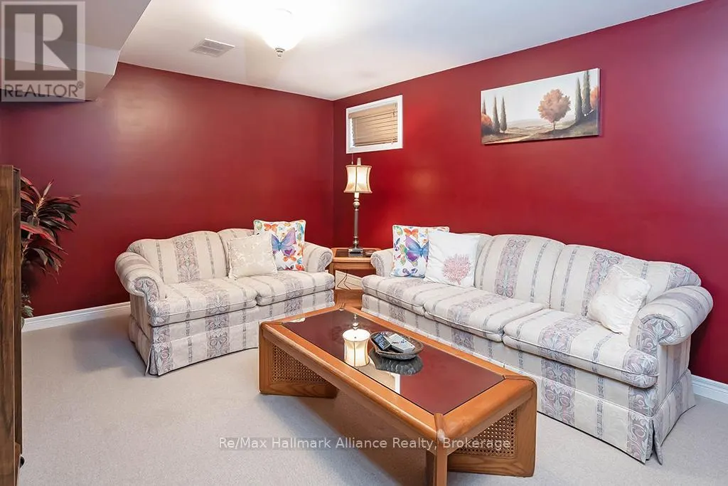 1151 MANOR ROAD