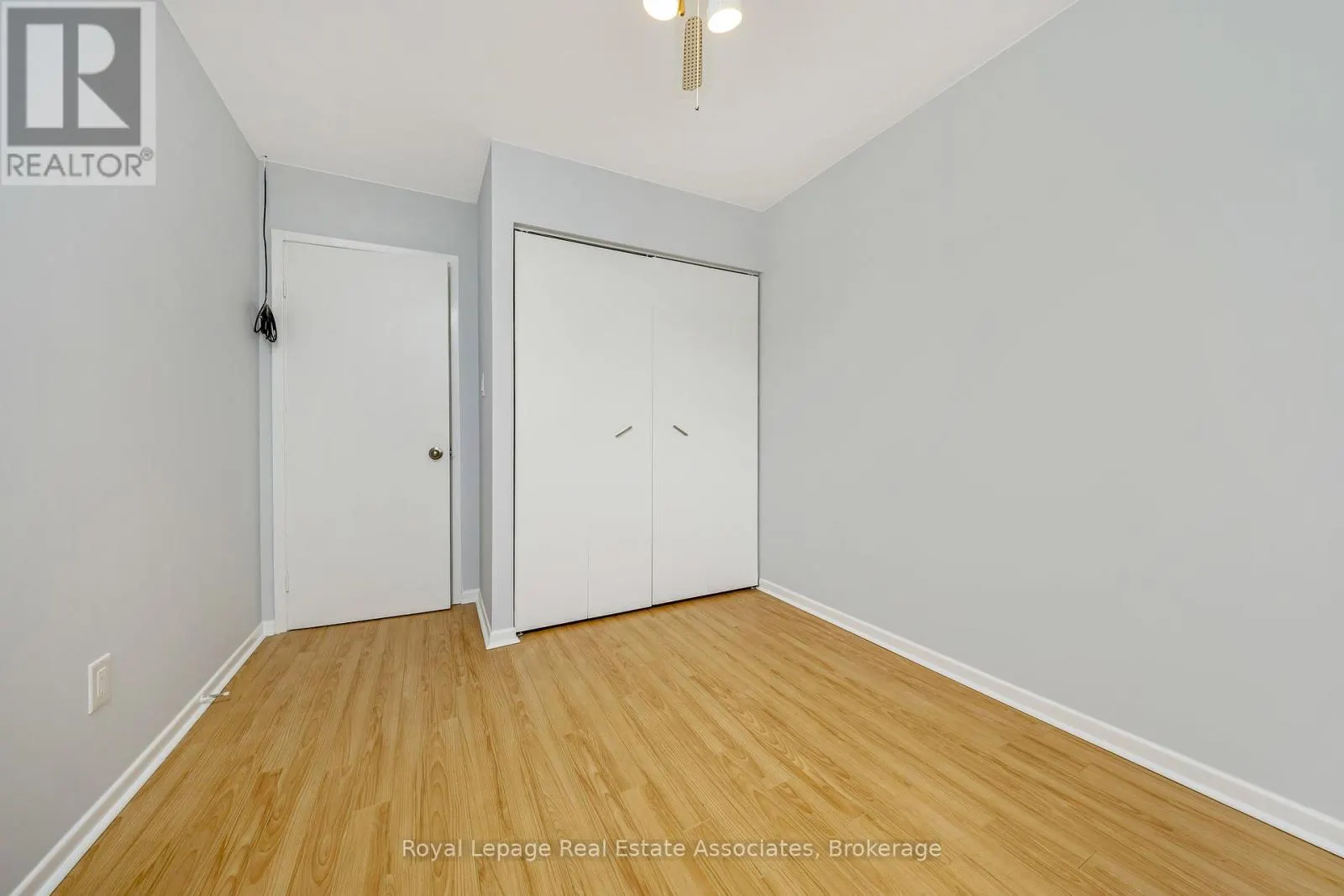 1 - 108 SINCLAIR AVENUE