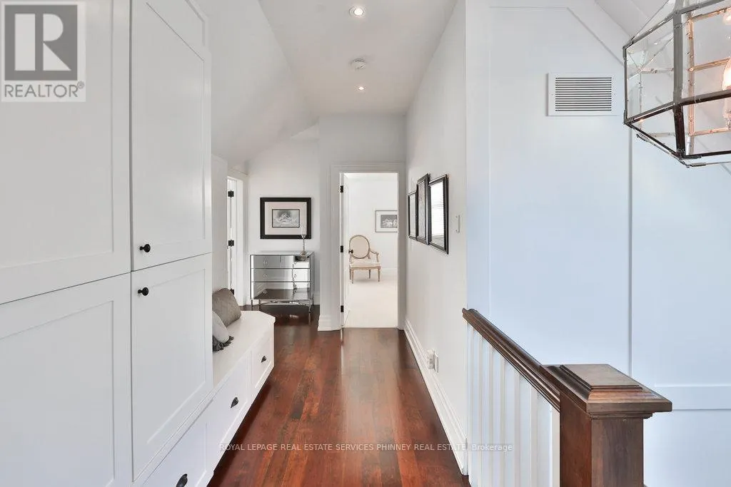 8 CHARTWELL ROAD