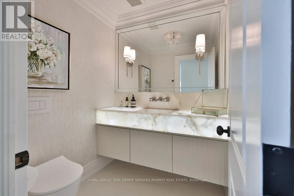 8 CHARTWELL ROAD