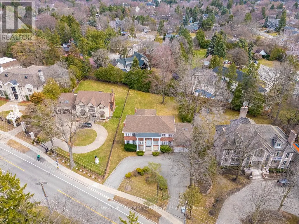 2390 MISSISSAUGA ROAD