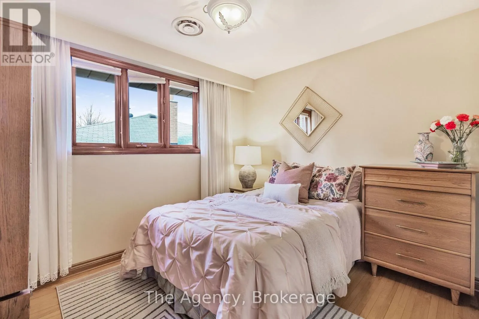3236 CEDARTREE CRESCENT