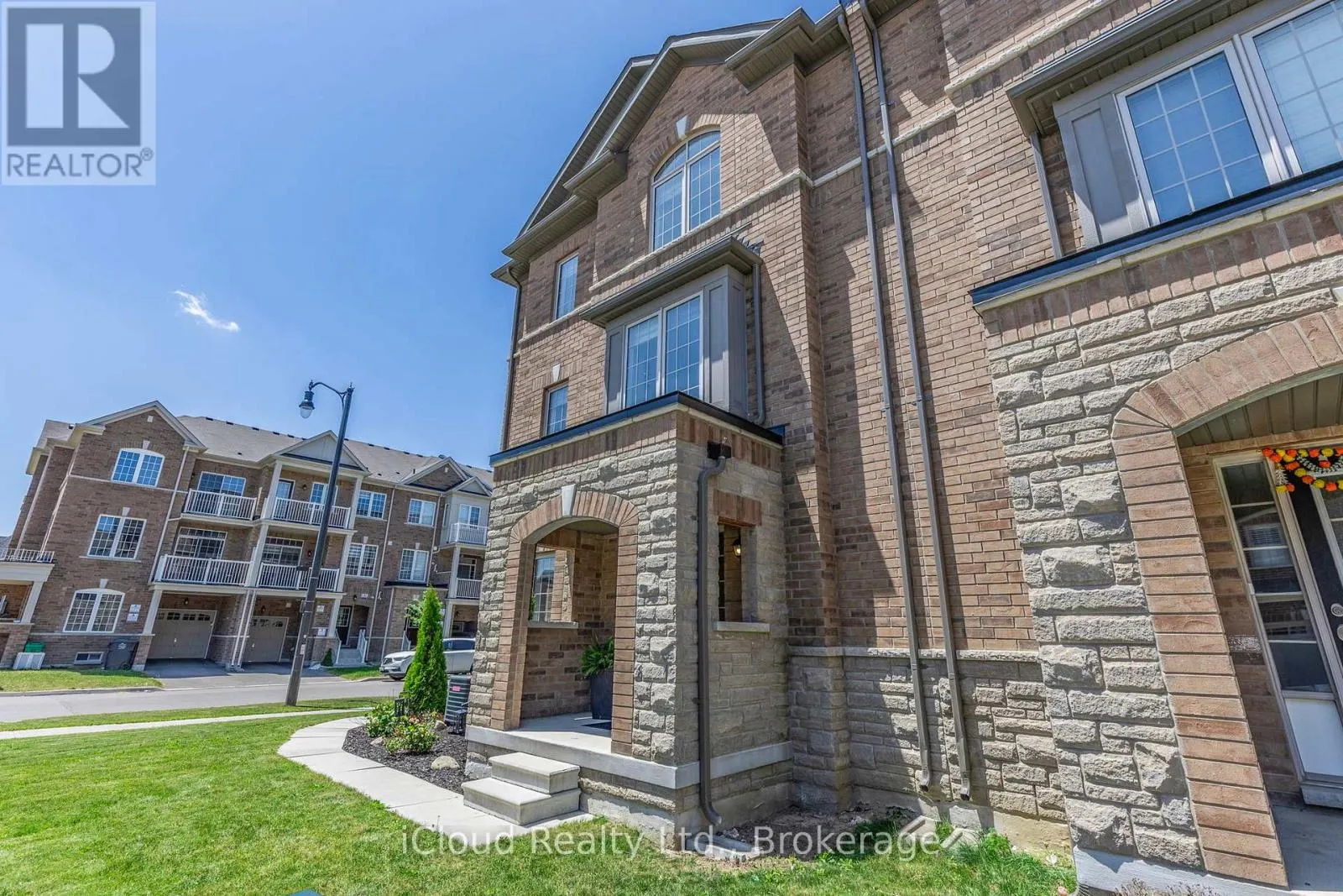 1 HAYMARKET DRIVE