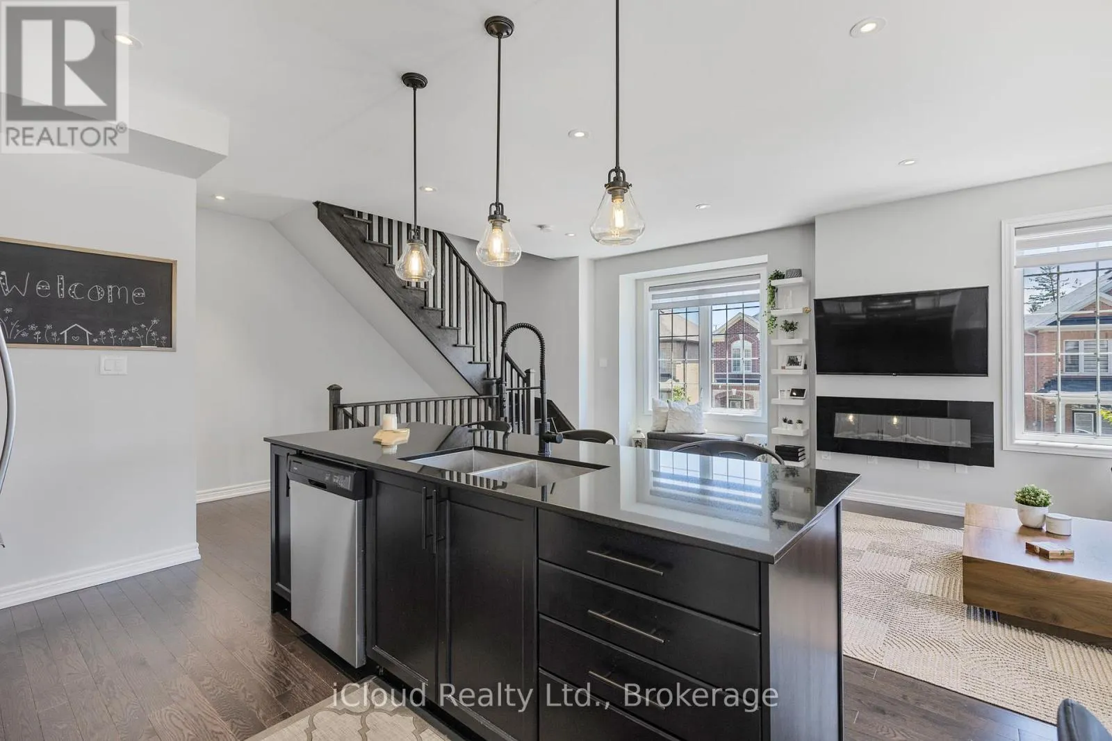 1 HAYMARKET DRIVE