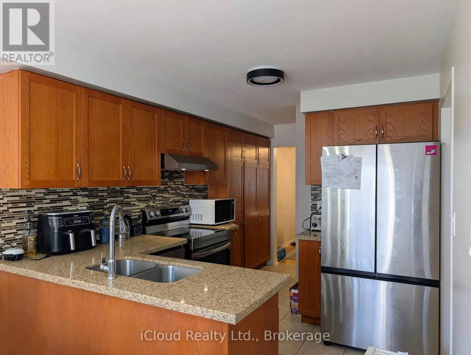 10 POLAR BEAR PLACE E