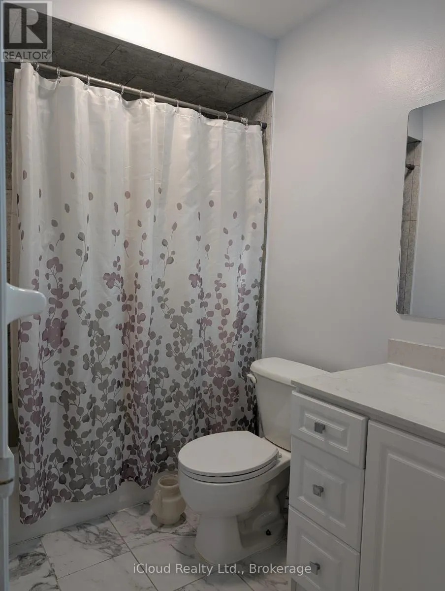 10 POLAR BEAR PLACE E